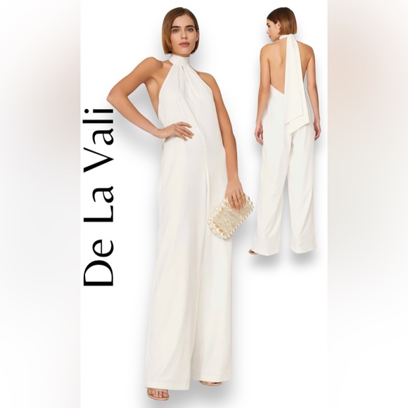De La Vali Pants - De La Vali
Showbiz Halter Jumpsuit